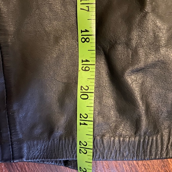 Genuine Leather skirt - Women’s size 11/12 - Picture 7 of 7